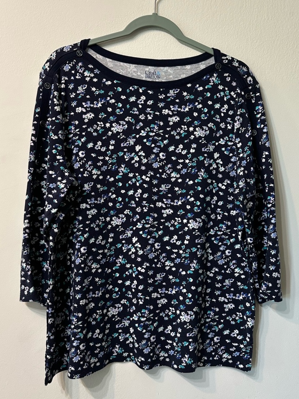 Croft & Barrow Navy Floral Knit 3/4 Sleeve Round Neck Button Accent Top XXL